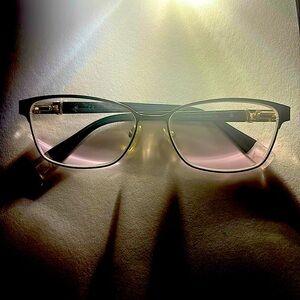 FEELIN’ FUUUURRRRRLA? So are we… FURLA eyewear VFU280K